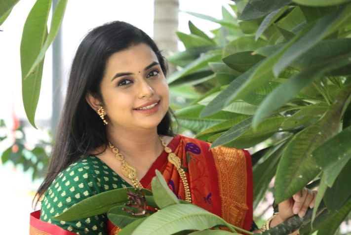 96 Kuli Maratha Profile